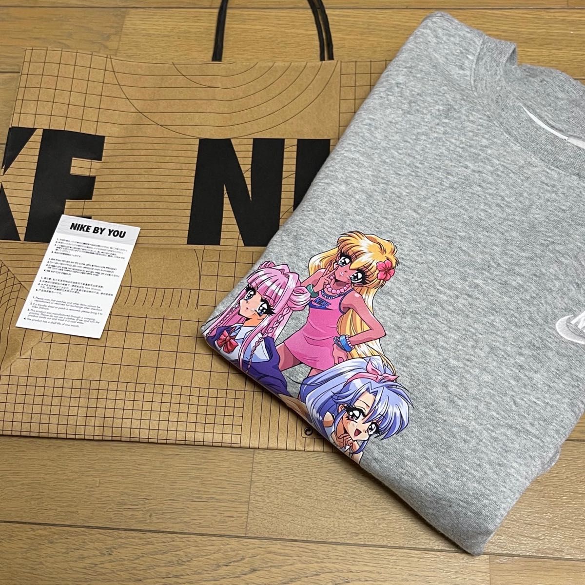 渋谷限定】NIKE 90sアニメ風 オリジナルスウェットSサイズ Y2K 渋谷限定】NIKE 90sアニメ風 オリジナルスウェットSサイズ Y2K