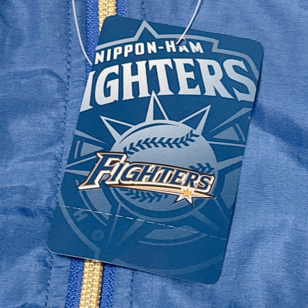 新品 北海道日本ハムファイターズ 野球 厚手 旧ロゴ ジャンパー 新品 北海道日本ハムファイターズ 野球 厚手 旧ロゴ ジャンパー