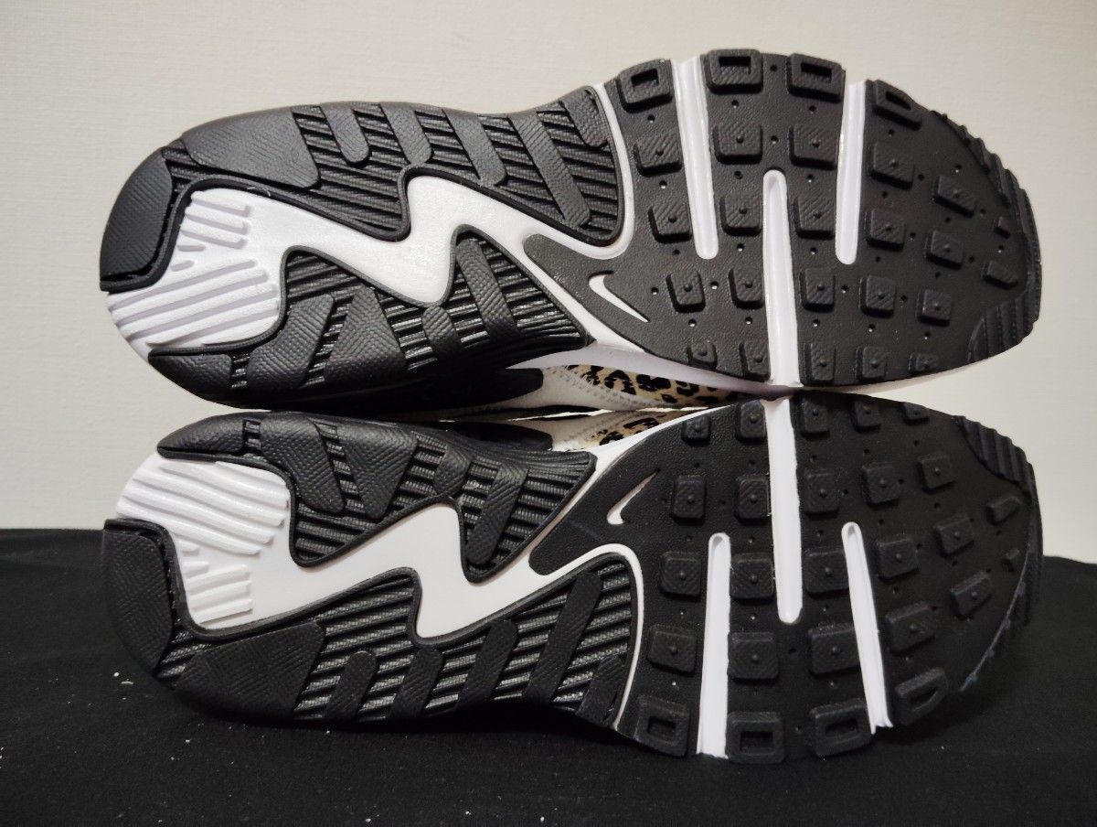 新品23 5cmナイキNIKEレディーススニーカーAIRMAXEXCEE エア 新品23 5cmナイキNIKEレディーススニーカーAIRMAXEXCEE エア