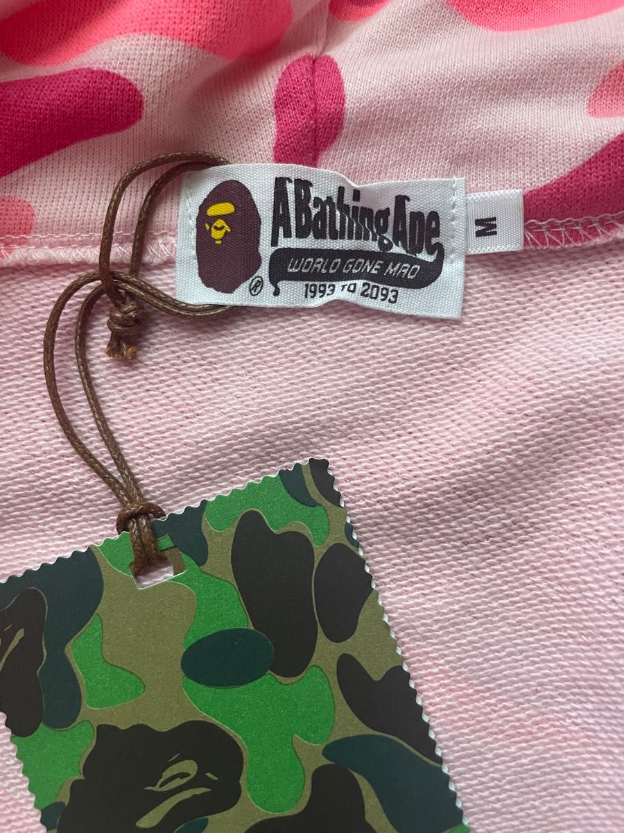 アベイシングエイプ シャークパーカー a bathing ape 男女兼用 アベイシングエイプ シャークパーカー a bathing ape 男女兼用
