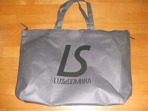 LUZ e SOMBRA/ loose isombla non-woven tote bag / eko-bag postage 350 jpy ~ approximately length 45cm× width 69.5cm× width 16cm