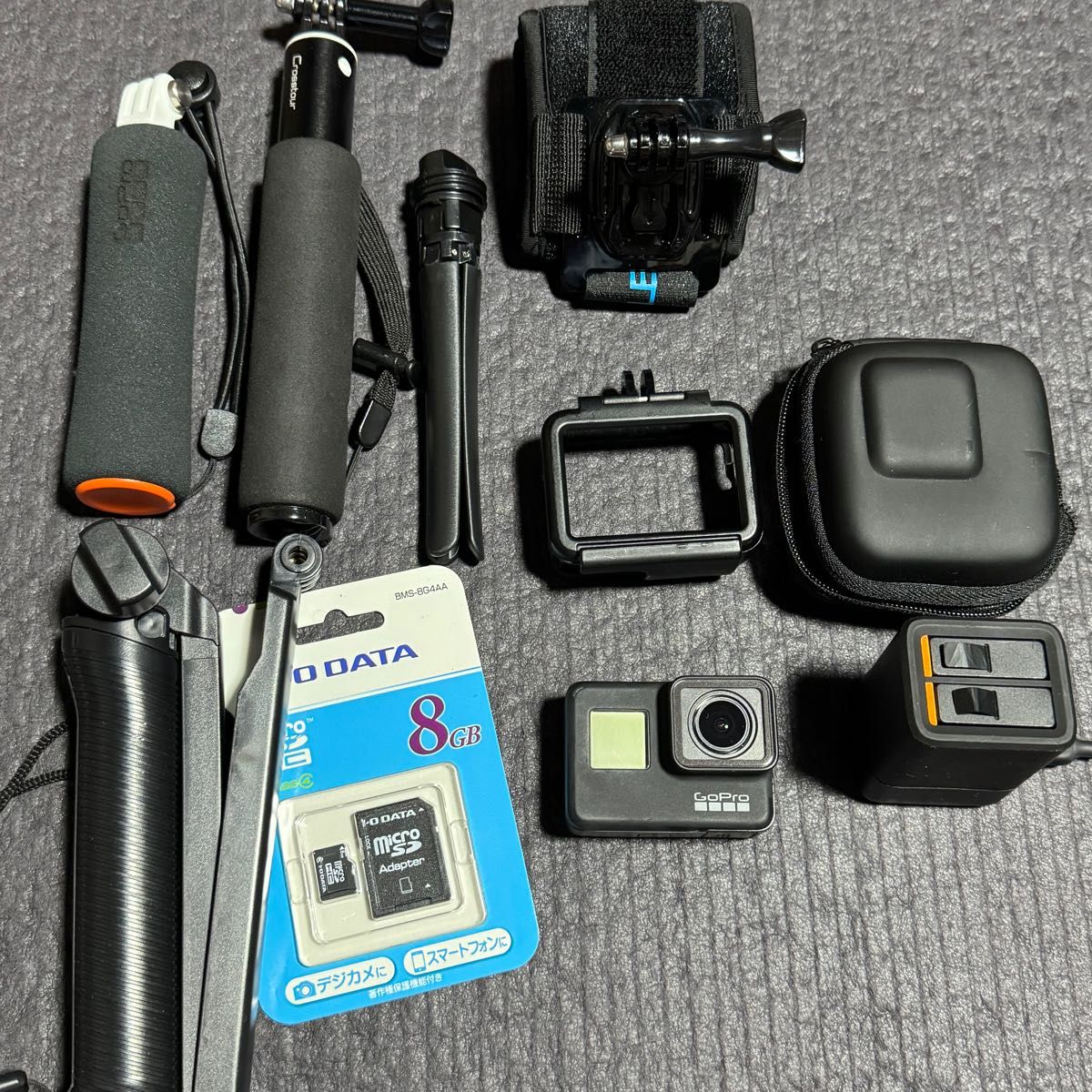 付属品解説】「GoPro HERO7 Black」には何が入っている?すぐに 付属品解説】「GoPro HERO7 Black」には何が入っている?すぐに