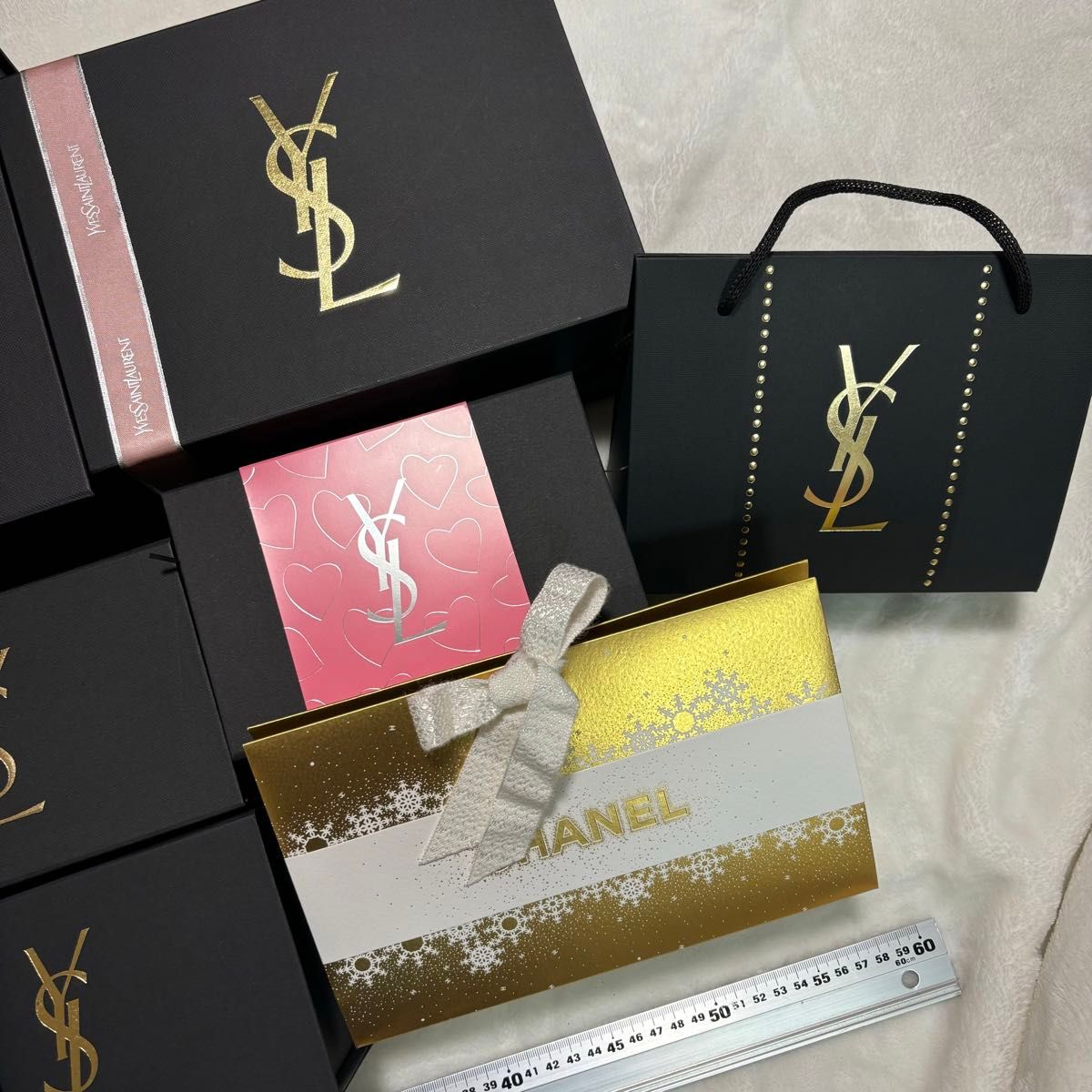 YSL CHANELギフトボックス 9つセット ラッピング 限定柄 表参道 YSL CHANELギフトボックス 9つセット ラッピング 限定柄 表参道