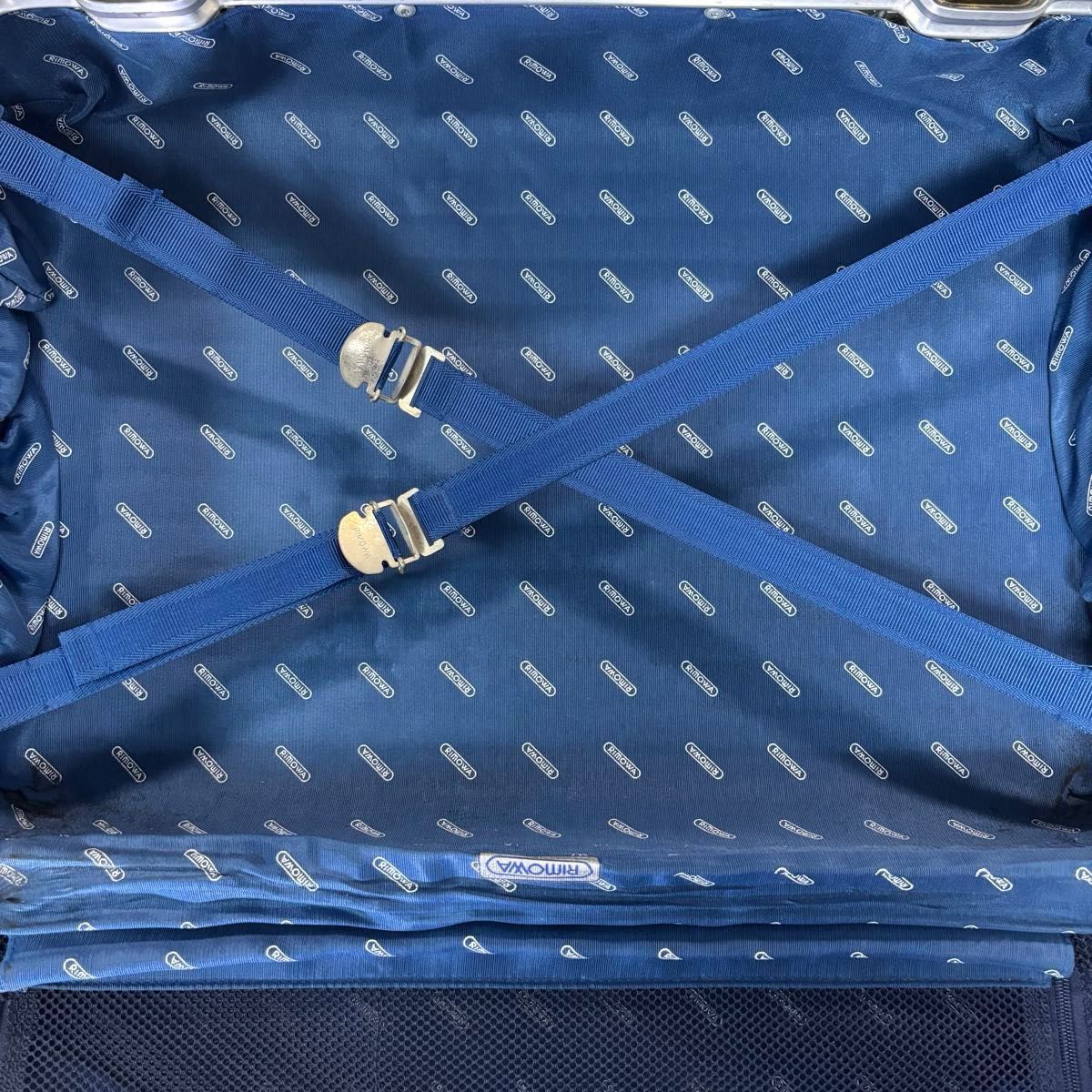 RIMOWA リモワ トパーズ アタッシュケース スーツケース アルミ RIMOWA リモワ トパーズ アタッシュケース スーツケース アルミ