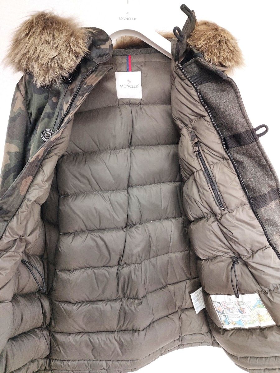 MONCLER~ 《希少 リアルファー コヨーテ 》迷彩柄ダウン MONCLER~ 《希少 リアルファー コヨーテ 》迷彩柄ダウン