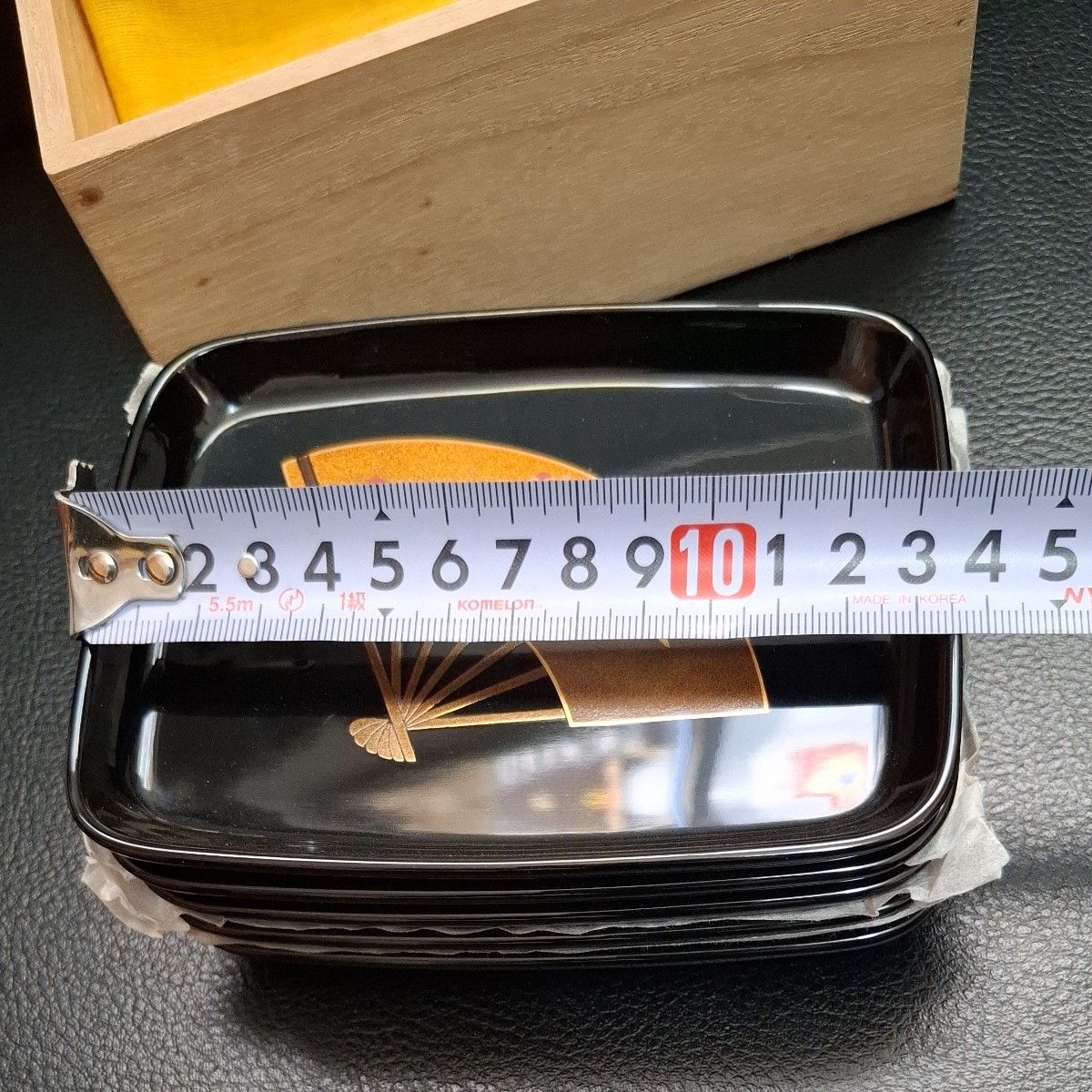 未使用品】 輪島塗 扇面 銘々皿 5枚入り 木箱セット 漆器 うるし 未使用品】 輪島塗 扇面 銘々皿 5枚入り 木箱セット 漆器 うるし