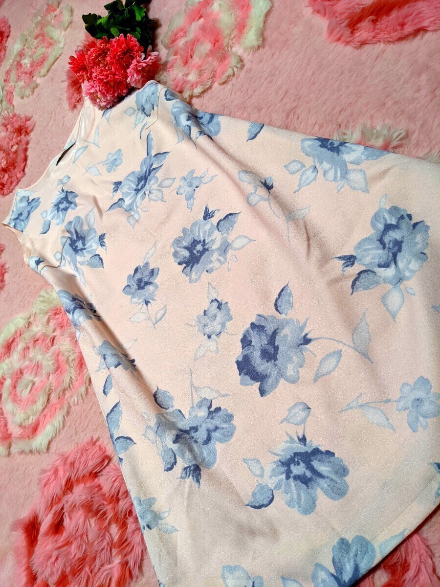 GRL◆ピンク◆水彩画◆ぼかし◆涼しい◆花柄◆オシャレ◆ワンピース&ミニドレス