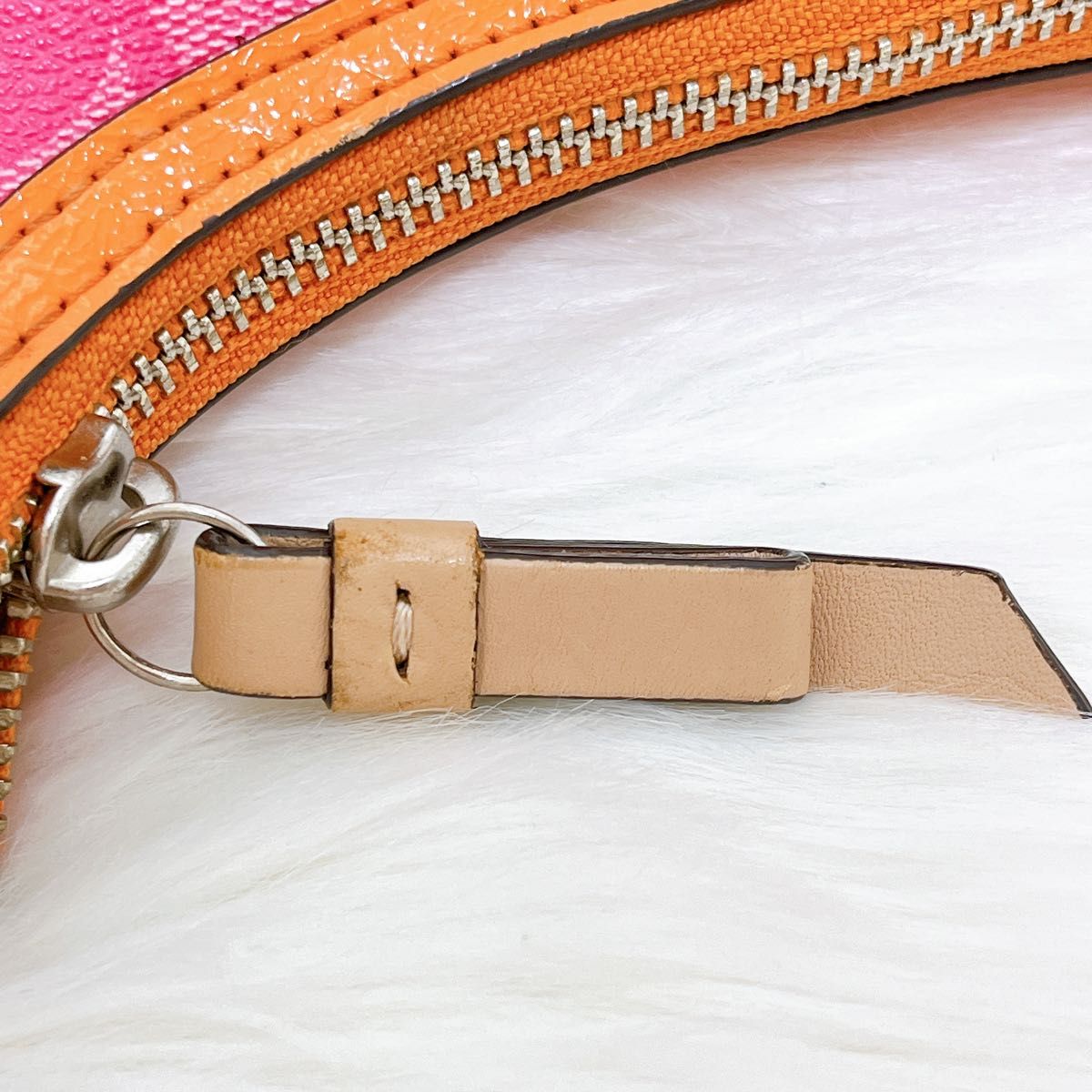 美品 COACH コーチ ショルダーバッグ シグネチャー ハンドバッグ 美品 COACH コーチ ショルダーバッグ シグネチャー ハンドバッグ