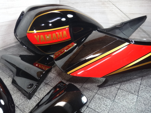 ○絶版美部品【XJR400:RH02J】 初期型RZカラー ○絶版美部品【XJR400:RH02J】 初期型RZカラー