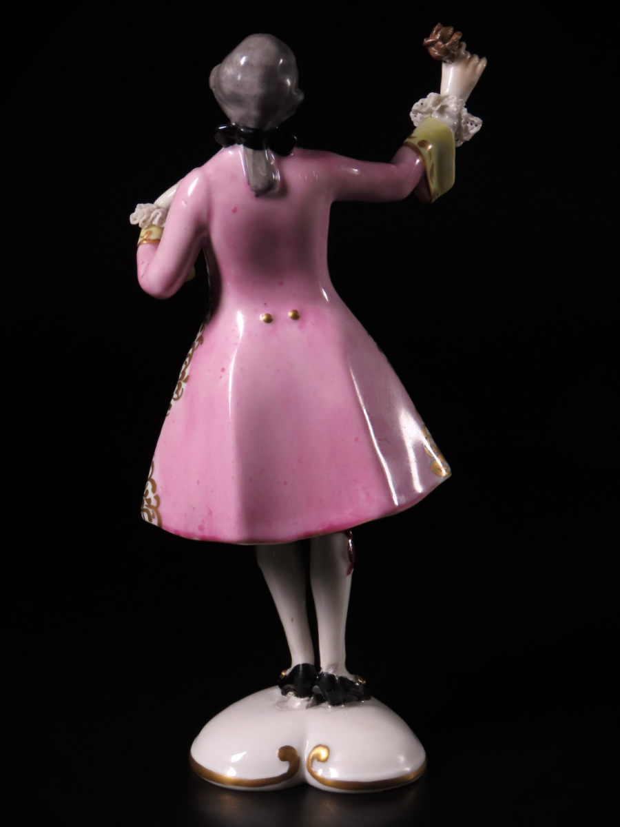 ONE'S】ドイツ名窯 Volkstedt フォルクシュテット 希少作品 ONE'S】ドイツ名窯 Volkstedt フォルクシュテット 希少作品