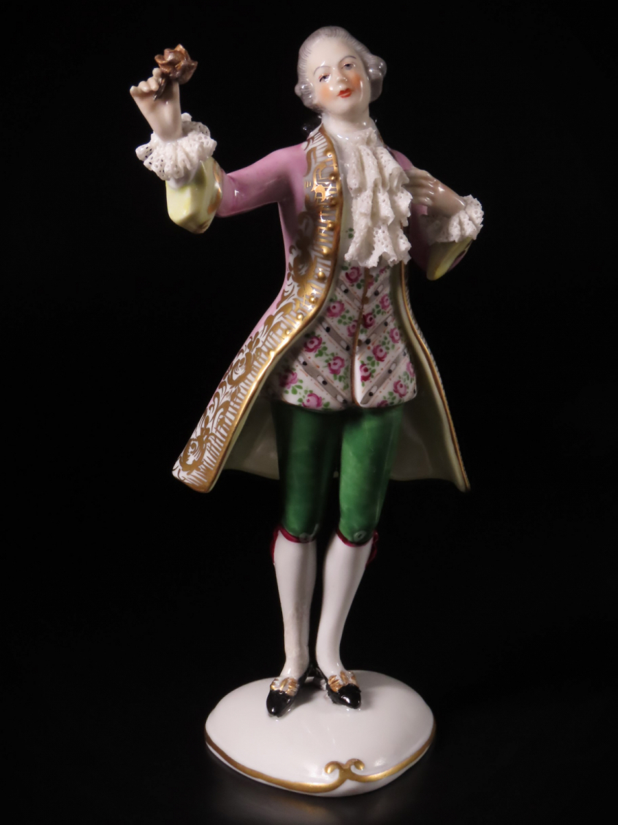 ONE'S】ドイツ名窯 Volkstedt フォルクシュテット 希少作品 ONE'S】ドイツ名窯 Volkstedt フォルクシュテット 希少作品