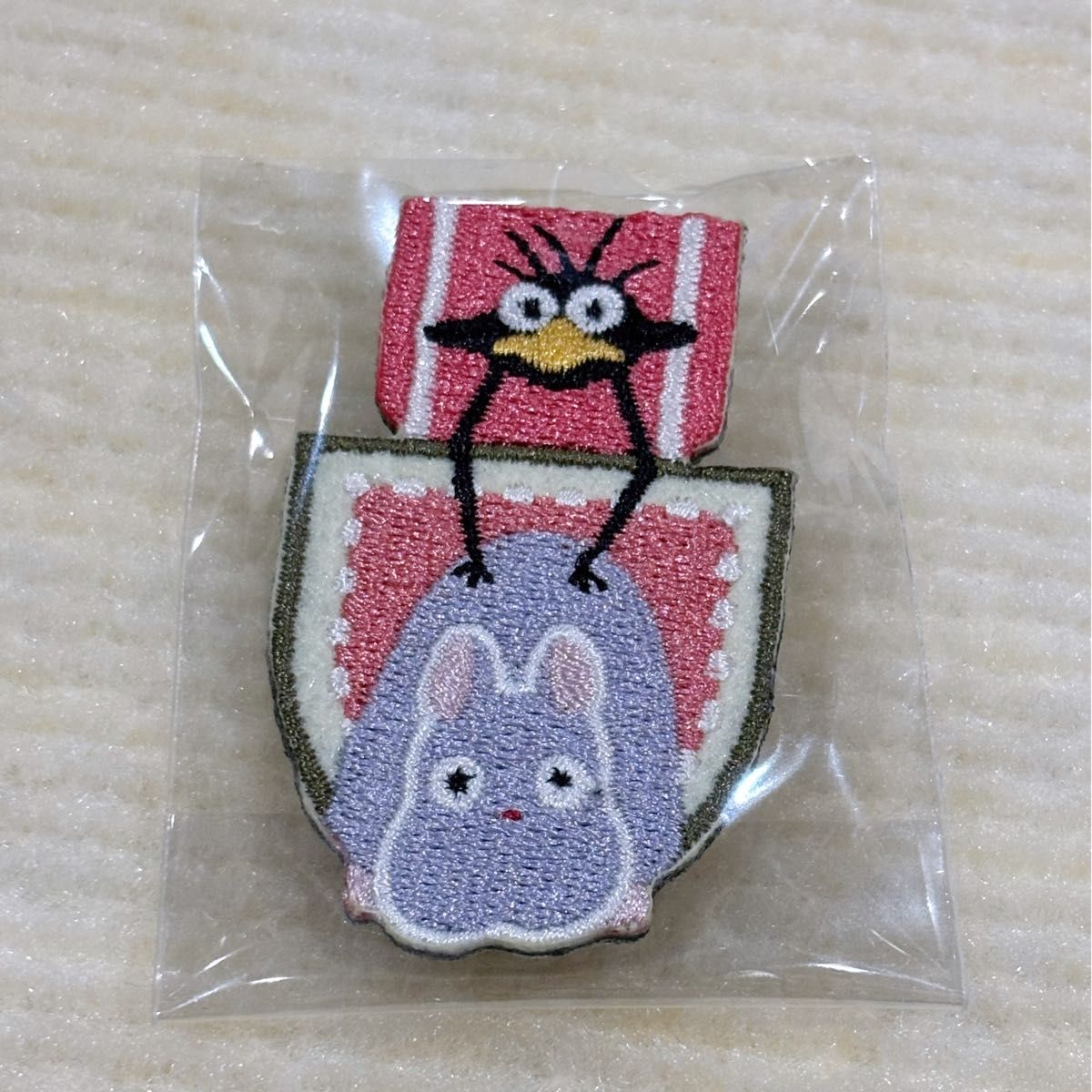ジブリがいっぱい 刺繍ブローチ 坊ねずみ 千と千尋の神隠し ジブリがいっぱい 刺繍ブローチ 坊ねずみ 千と千尋の神隠し