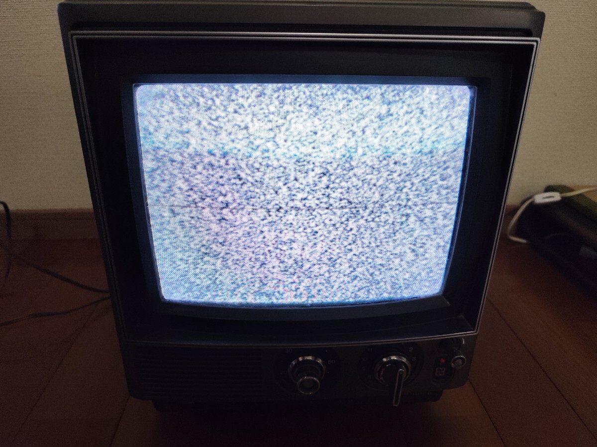 ナショナル ブラウン管カラーテレビ TH11-S4(N) 1980年製 室内 ナショナル ブラウン管カラーテレビ TH11-S4(N) 1980年製 室内