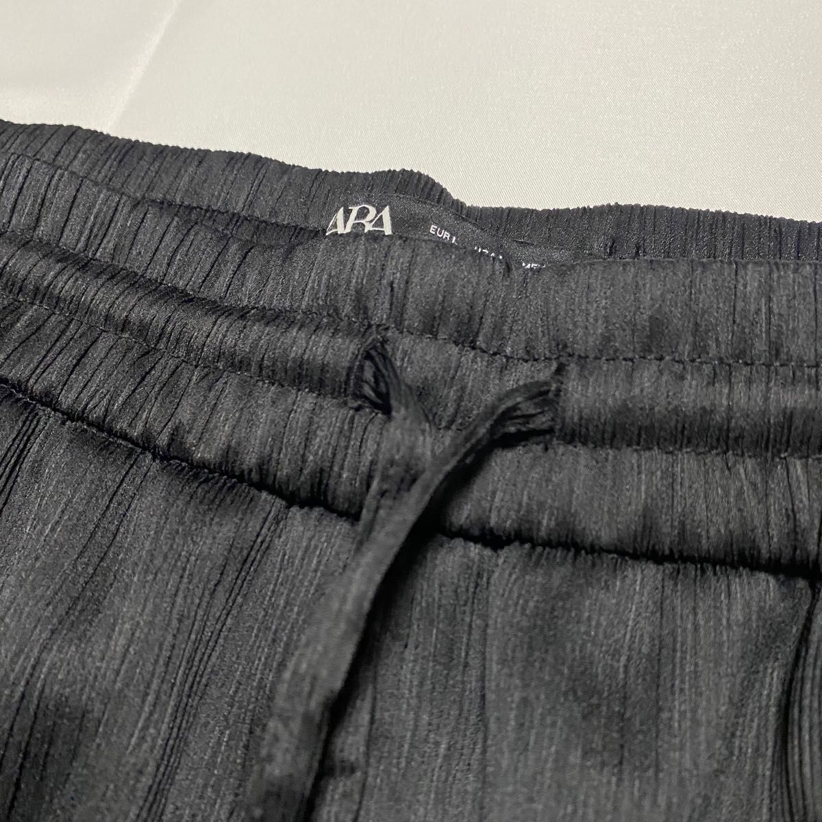 ZARA ザラ リンクルフィニッシュエフェクト ワイドレッグパンツ ZARA ザラ リンクルフィニッシュエフェクト ワイドレッグパンツ
