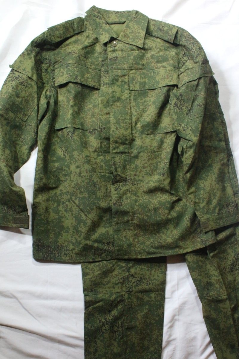 ロシア軍 新品 実物 BTK製 初期デジタルフローラ 迷彩服 戦闘服 ロシア軍 新品 実物 BTK製 初期デジタルフローラ 迷彩服 戦闘服