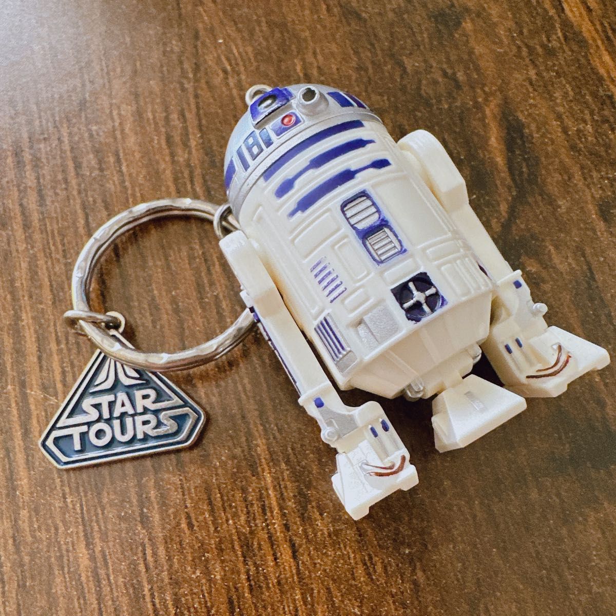 スターウォーズ R2-D2 ディズニーリゾート キーホルダー スター