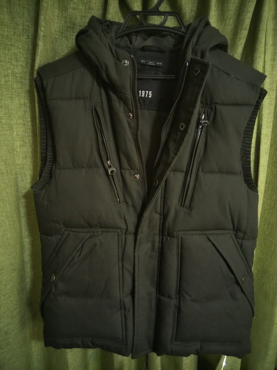 ZARA ダウンベスト 新品 タグ付 1975 Mex38 US S キャンバス ZARA ダウンベスト 新品 タグ付 1975 Mex38 US S キャンバス