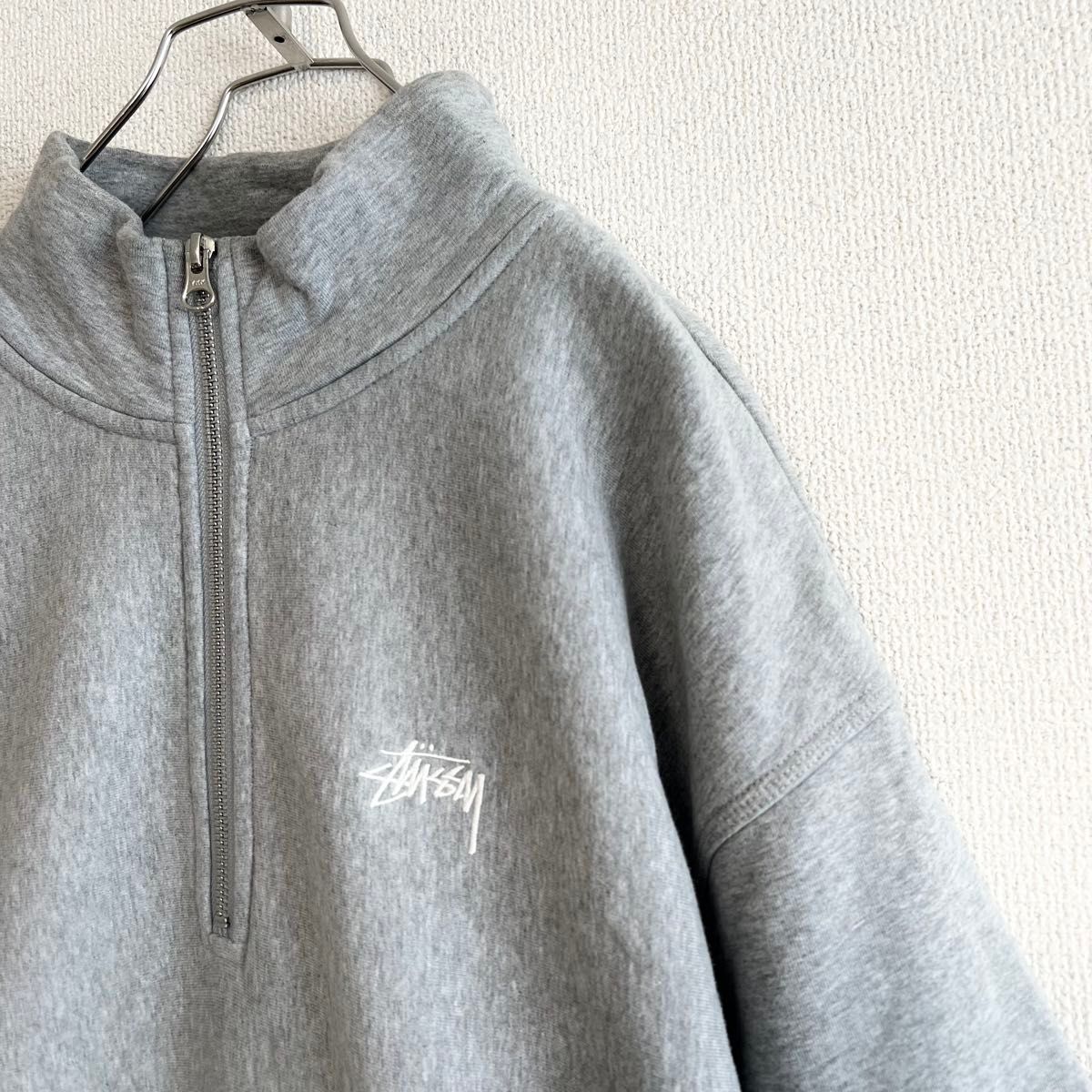 コムドットゆうた着用】ステューシー ベトナム製 ハーフジップ コムドットゆうた着用】ステューシー ベトナム製 ハーフジップ
