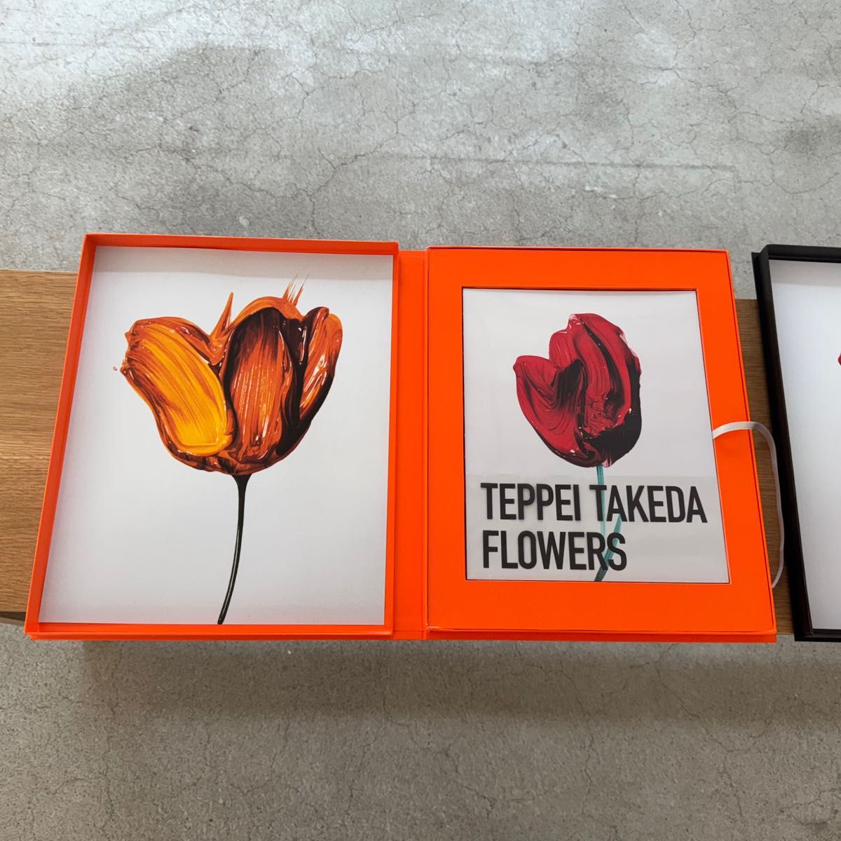 武田鉄平 Teppei Takeda FLOWERS 作品集 限定特装版 シート付き サイン入り オレンジ 武田鉄平 Teppei Takeda FLOWERS 作品集 限定特装版 シート付き サイン入り オレンジ