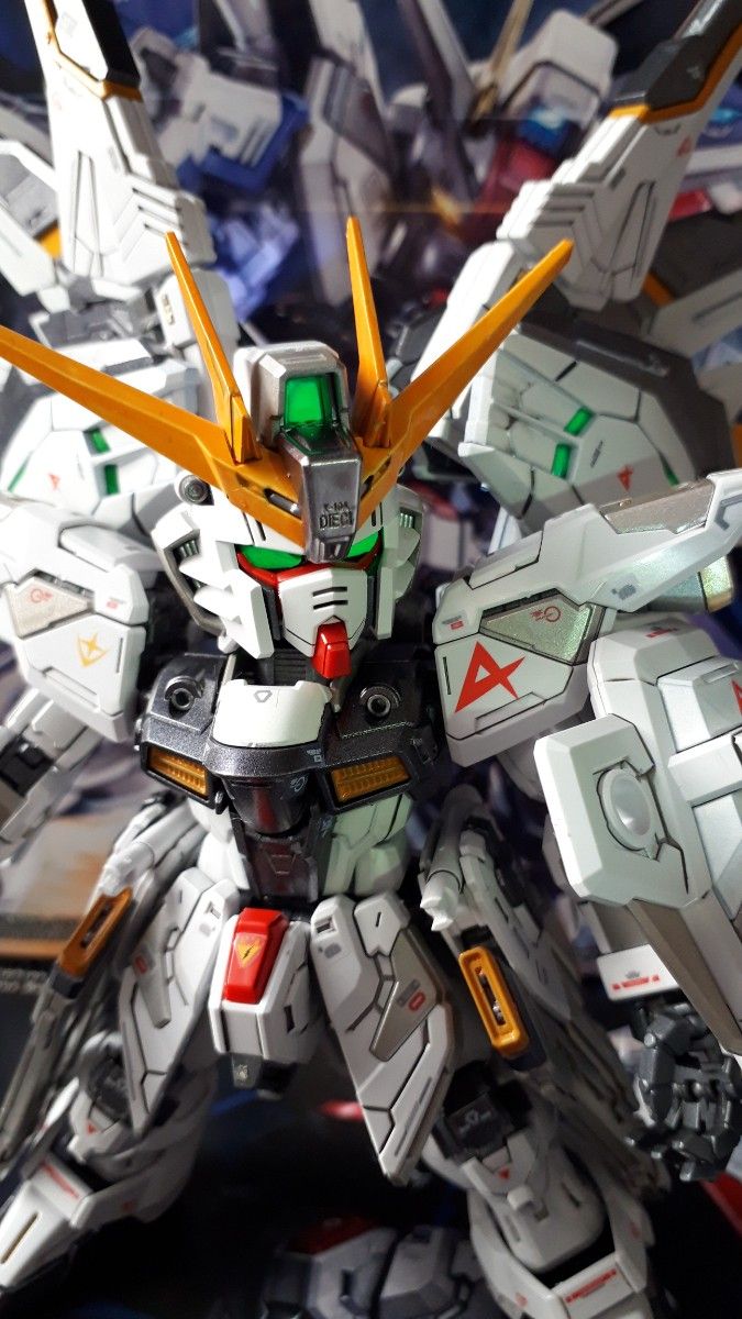 MGSD フリーダムガンダム (νガンダムカラー塗装済み)完成品 箱 MGSD フリーダムガンダム (νガンダムカラー塗装済み)完成品 箱