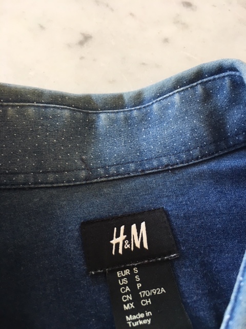 ■72■　接近すると分かるピンヘッド柄「H&M」USED加工ダンガリーシャツ_画像2