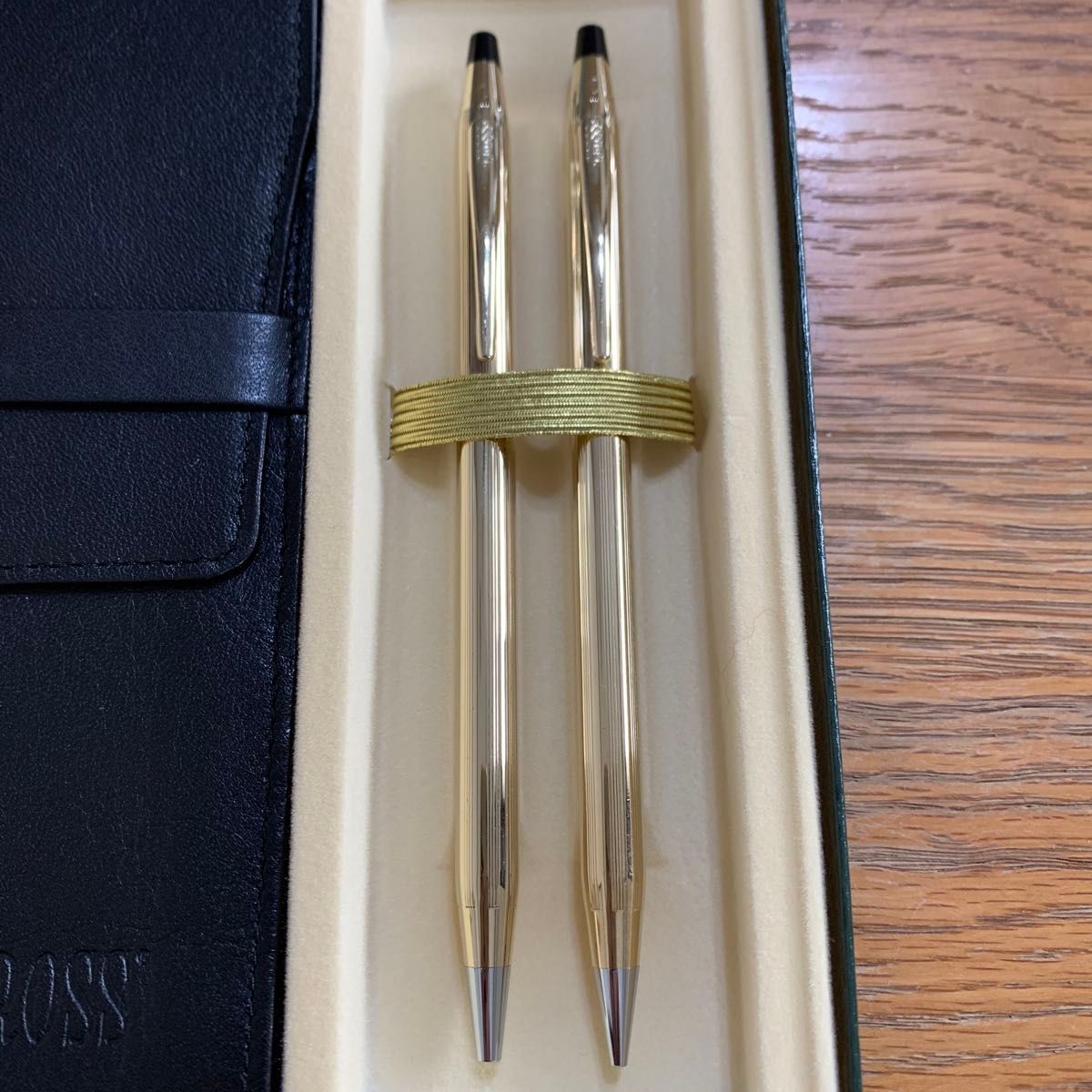 未使用品】クロス ボールペン シャーペン セット 10kt 革ケース 未使用品】クロス ボールペン シャーペン セット 10kt 革ケース