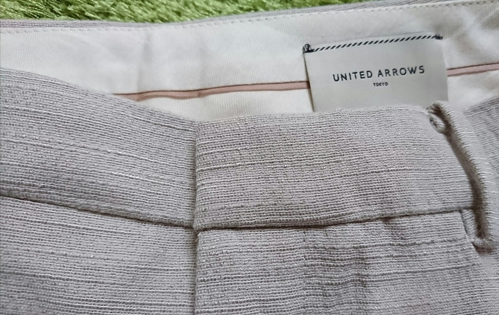 ■新品 UNITED ARROWS ユナイテッドアローズ ベージュ パンツ ジャガード織り（未使用_画像2