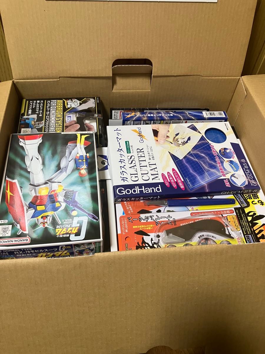 ヨドバシカメラ 2025年夢のお年玉箱 ガンプラの夢|Yahoo!フリマ ヨドバシカメラ 2025年夢のお年玉箱 ガンプラの夢|Yahoo!フリマ