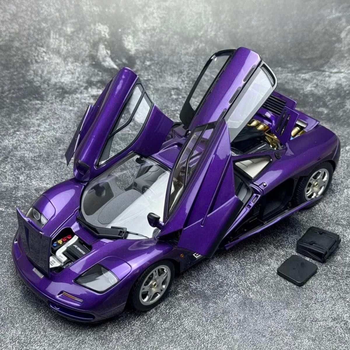 未使用 LCD 1/18 マクラーレン F1 XP5 全開閉 金属製 ミニカー 未使用 LCD 1/18 マクラーレン F1 XP5 全開閉 金属製 ミニカー
