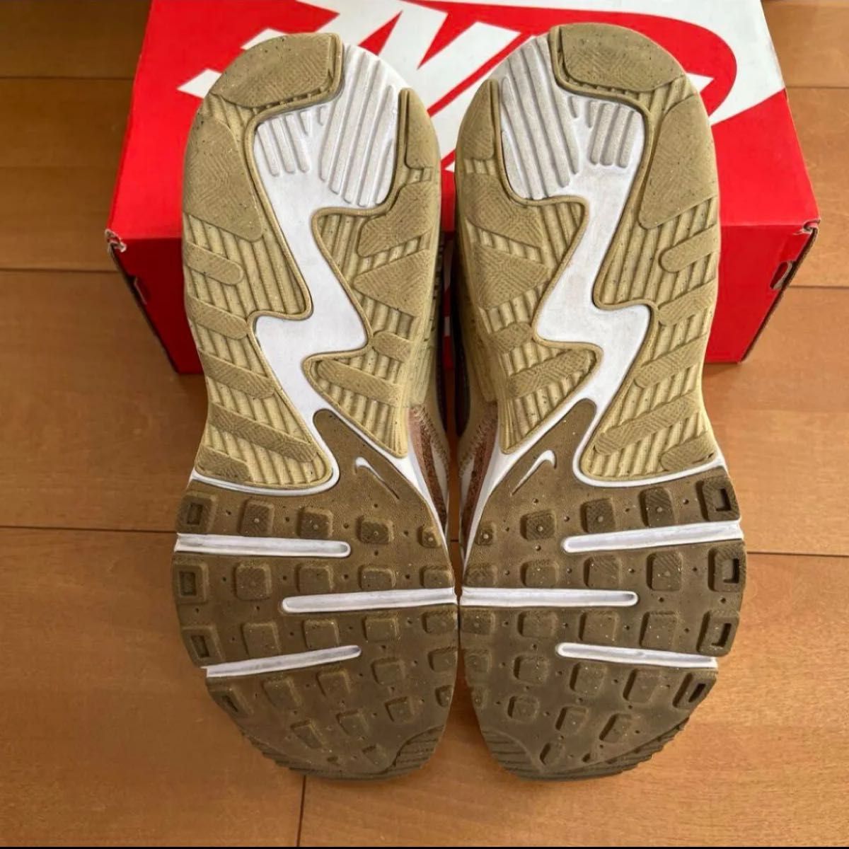 NIKE ナイキ エアマックスエクシー エアマックス エクシー NIKE ナイキ エアマックスエクシー エアマックス エクシー
