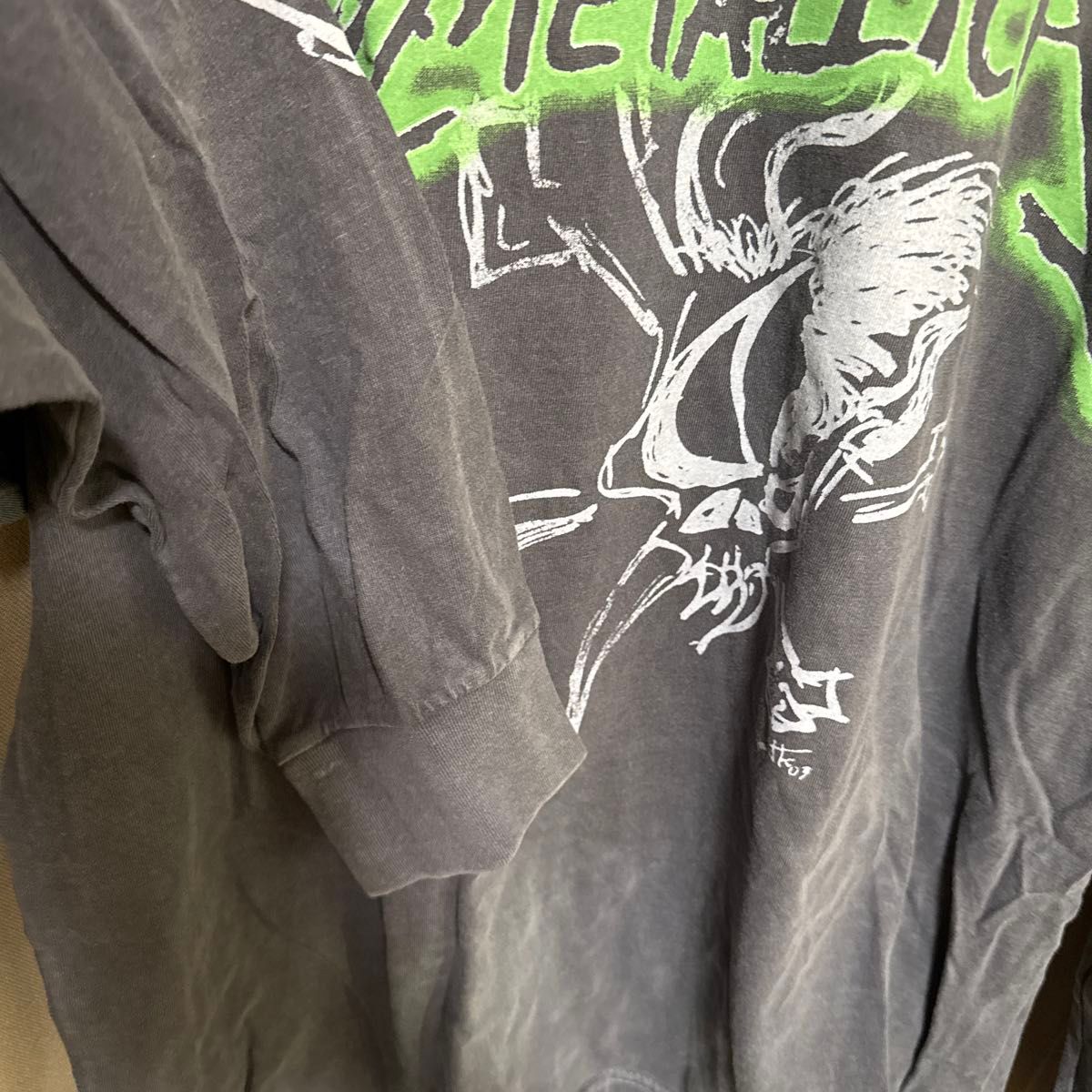 メタリカ archive アーカイブ Metallica ロンT グレー 古着 メタリカ archive アーカイブ Metallica ロンT グレー 古着