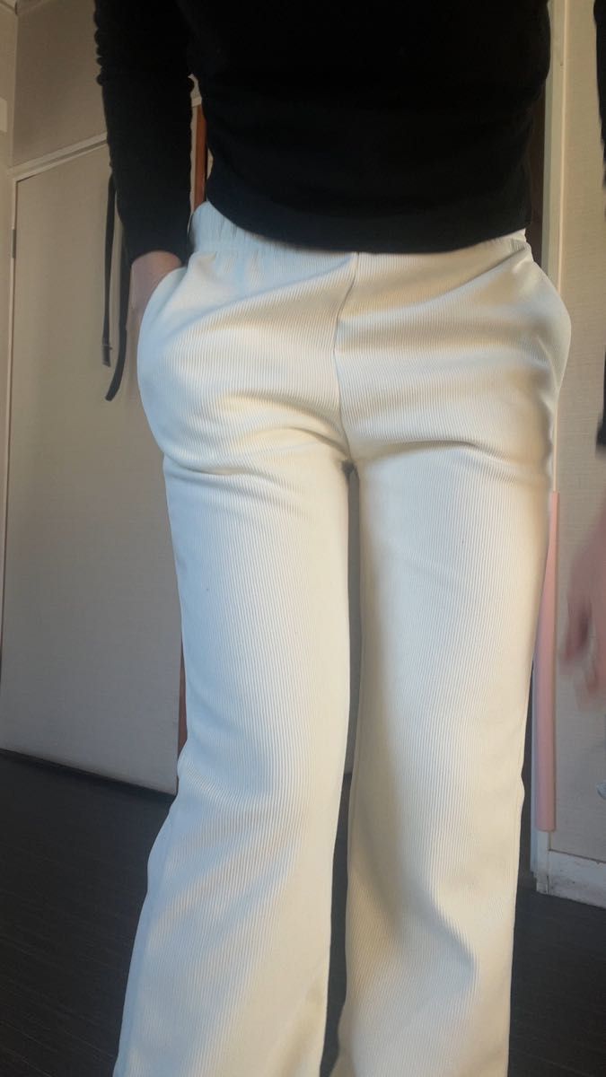 パンツ 白 冬
