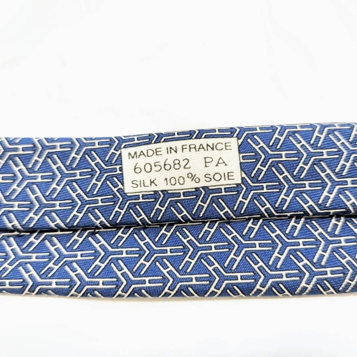 エルメス ネクタイ シルク hermes 青 H柄 総柄 ブルー系 エルメス ネクタイ シルク hermes 青 H柄 総柄 ブルー系