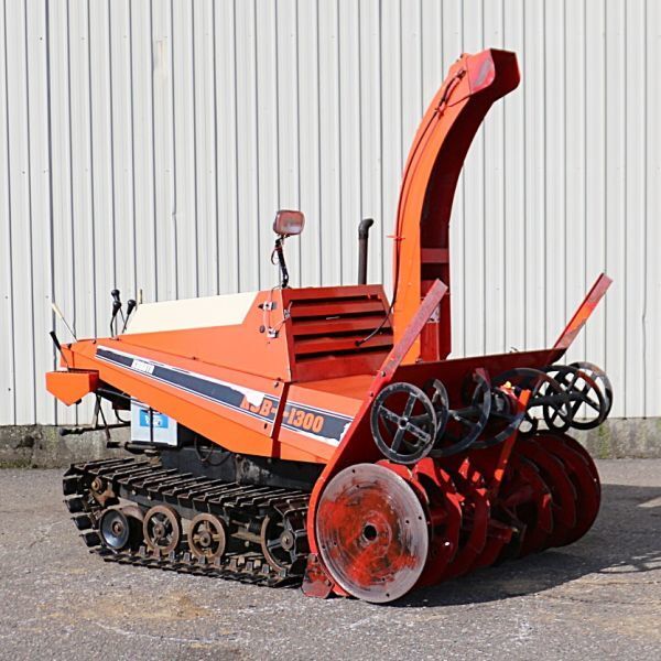 新潟発】クボタ 除雪機 KSB-1300 除雪幅 約112cm 13馬力 新潟発】クボタ 除雪機 KSB-1300 除雪幅 約112cm 13馬力