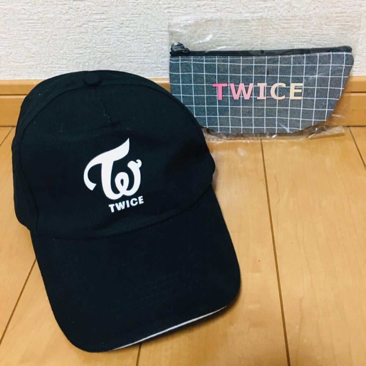 Paypayフリマ Twice ペンケース ロゴキャップ セット Paypayフリマ Twice ペンケース ロゴキャップ セット