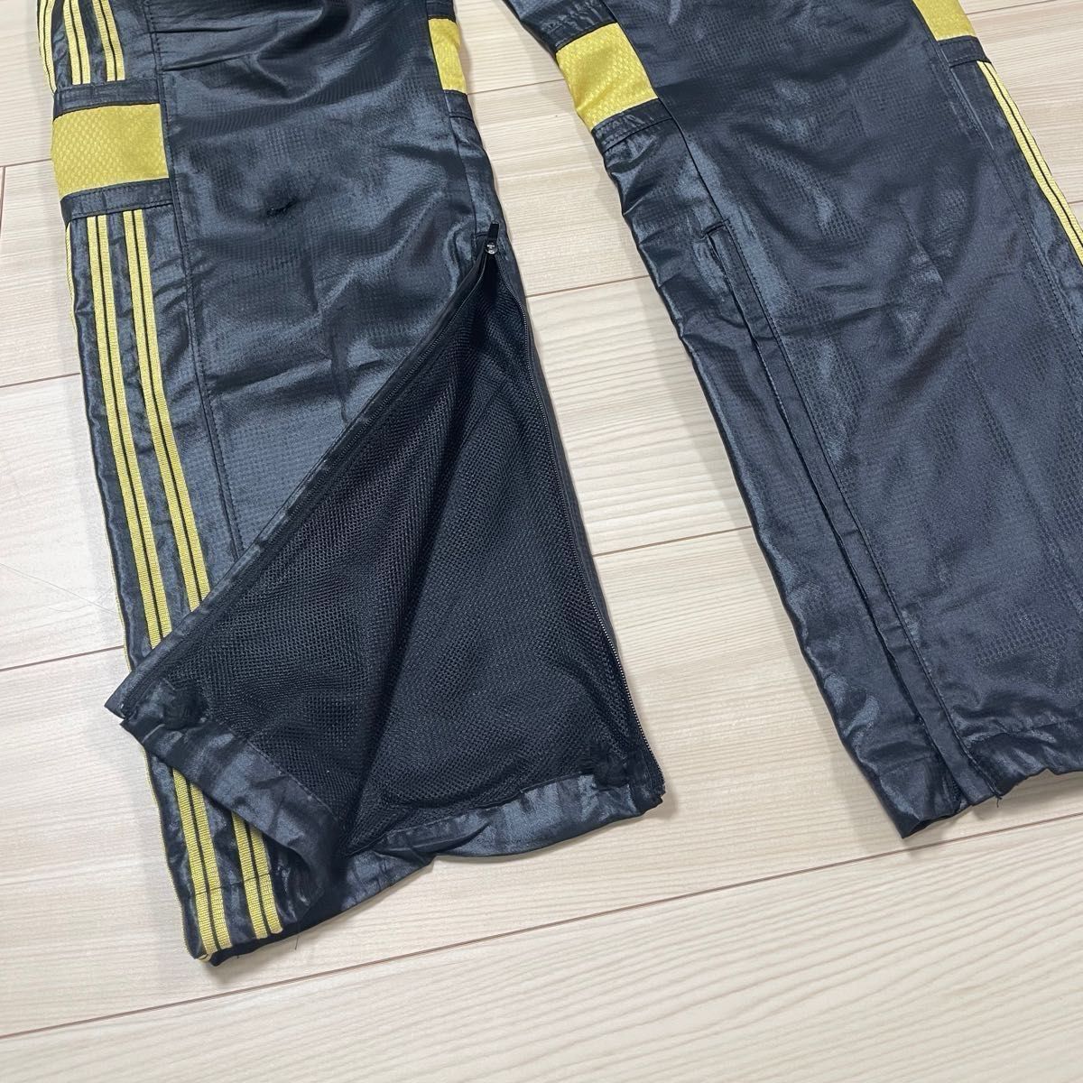 アディダス プロフェッショナル ウィンドブレーカー ピステ 上下 アディダス プロフェッショナル ウィンドブレーカー ピステ 上下
