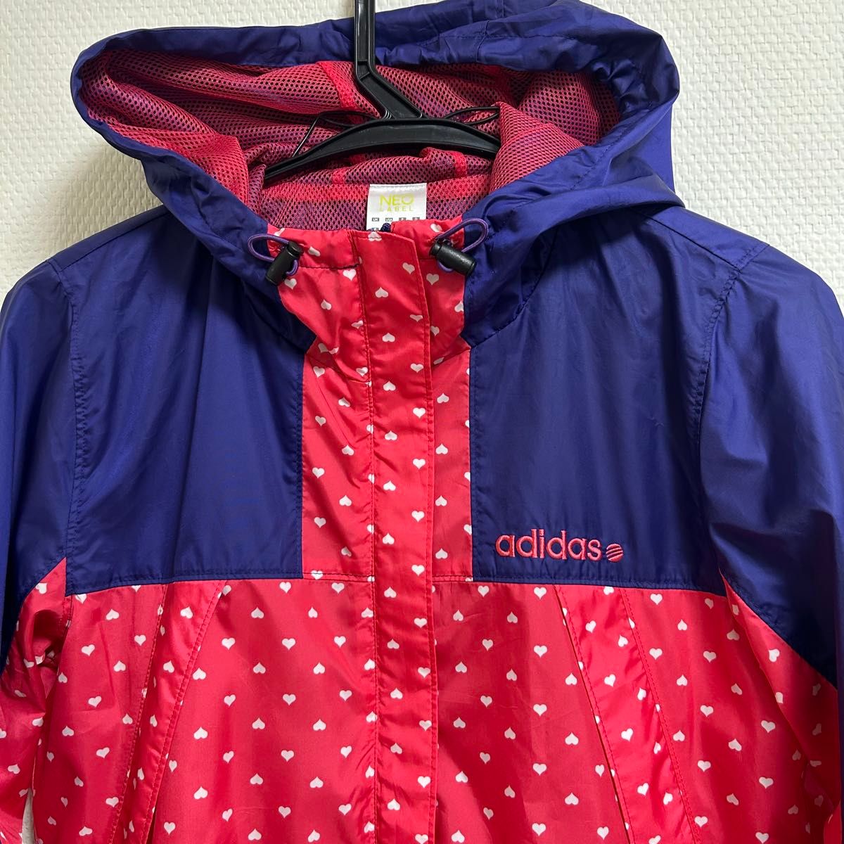 adidas NEOLABEL アディダス ネオレーベル ハート柄 ナイロン adidas NEOLABEL アディダス ネオレーベル ハート柄 ナイロン