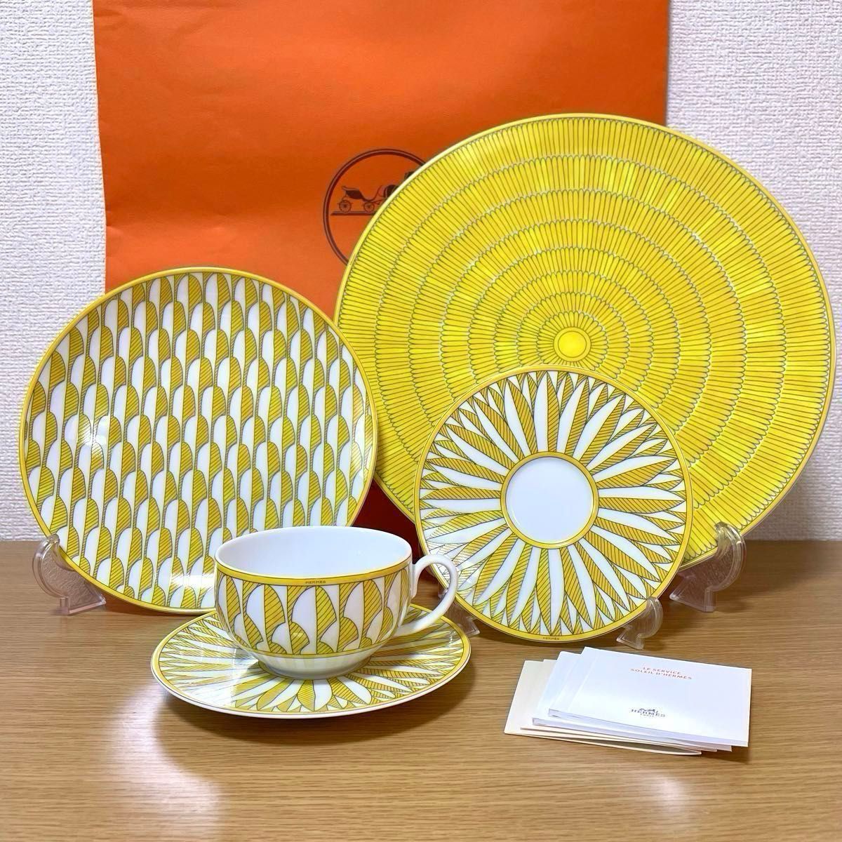 新品 2客セット】エルメス ソレイユ ドゥ エルメス ティーカップ 新品 2客セット】エルメス ソレイユ ドゥ エルメス ティーカップ
