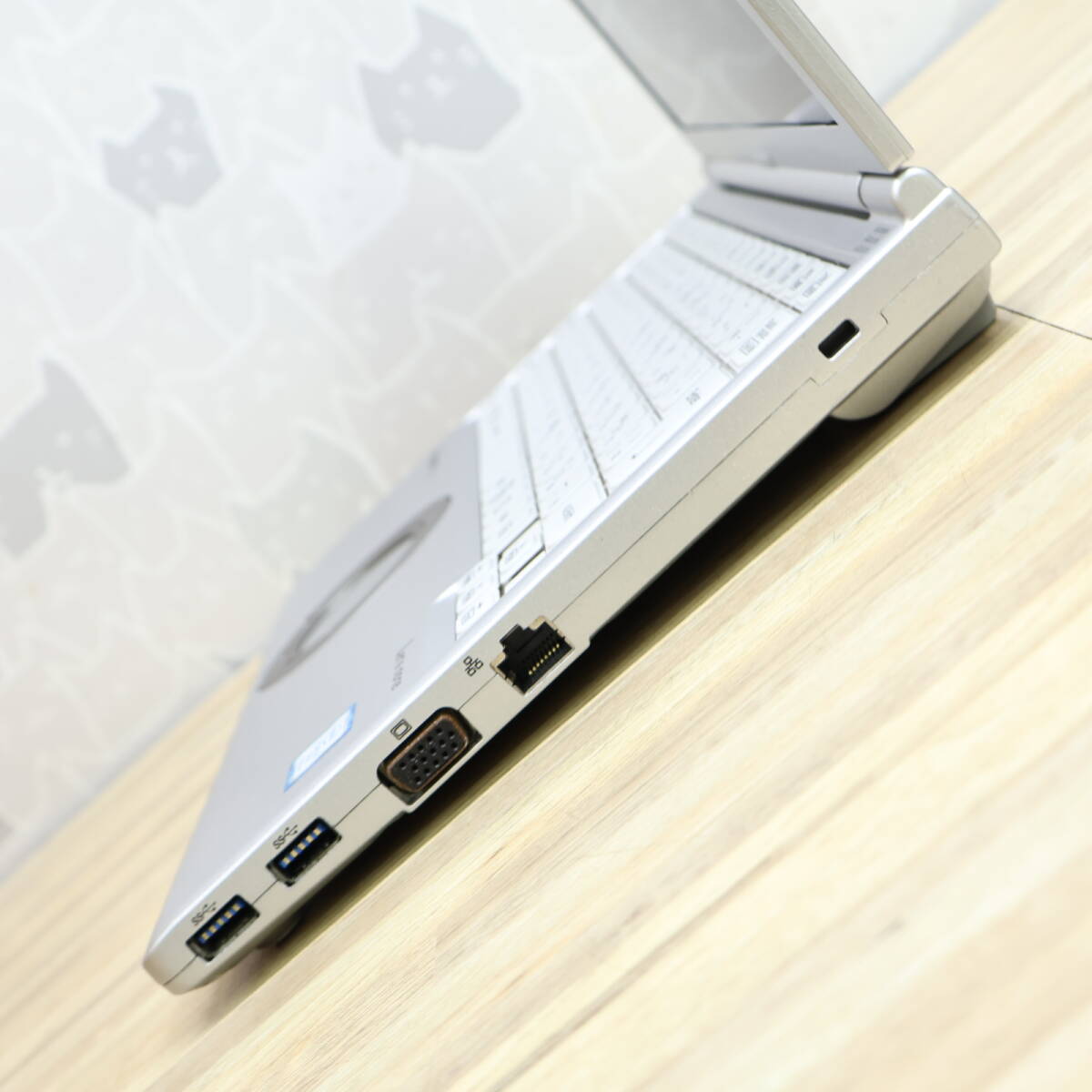 ☆超美品☆新品SSD512GB!最上級i7!4コア8スレ!メモリ8GB!バッテリー良好!Blu-ray!Webカメラ A77J Win10 リカバリ Office2019☆P34265|富士通 ☆超美品☆新品SSD512GB!最上級i7!4コア8スレ!メモリ8GB!バッテリー良好!Blu-ray!Webカメラ A77J Win10 リカバリ Office2019☆P34265|富士通