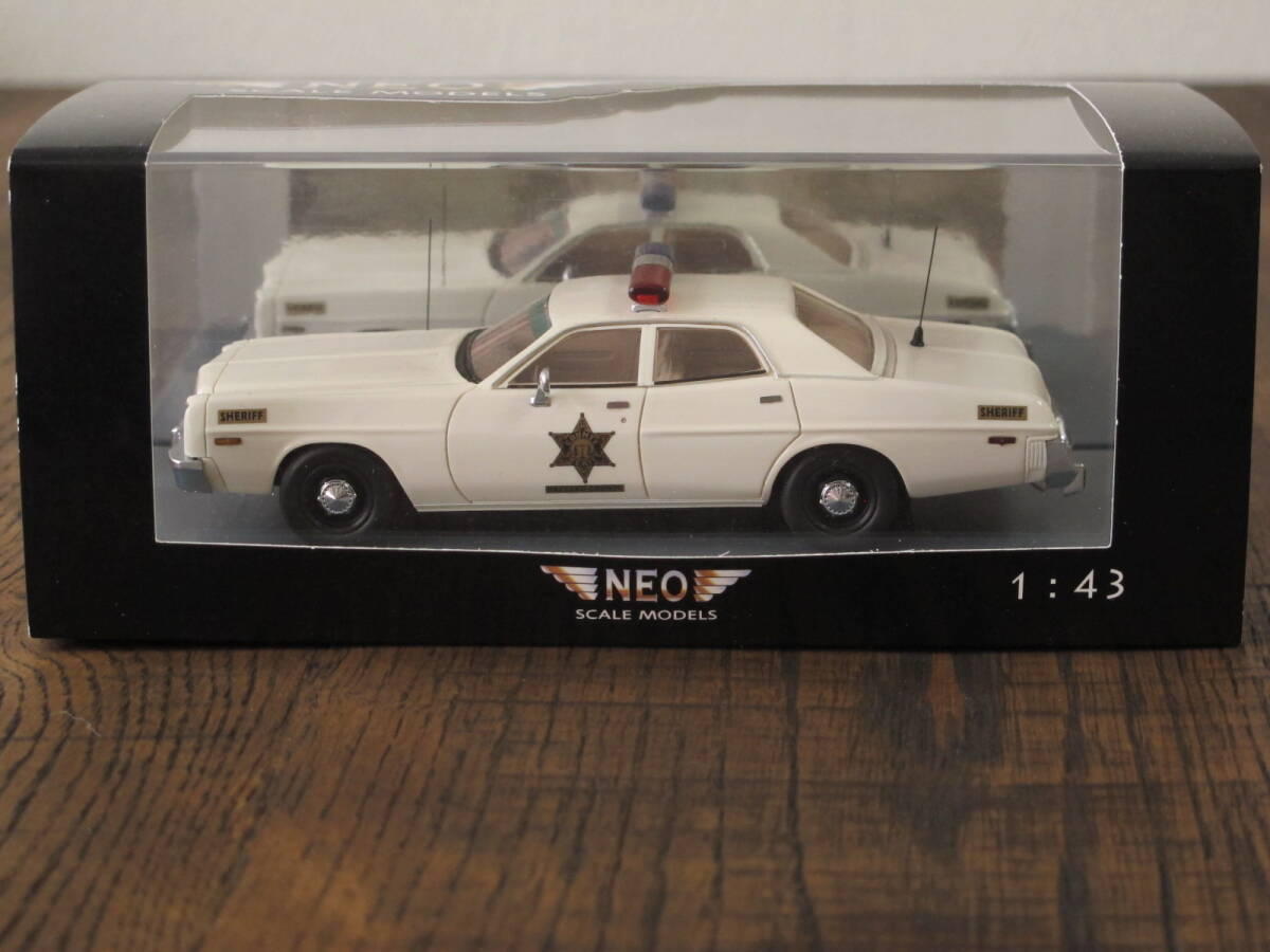 当店の記念日 ダッジ 未開封品☆NEO モナコ SHERIFE COUNTY スケール 1/43 商用車、公用車