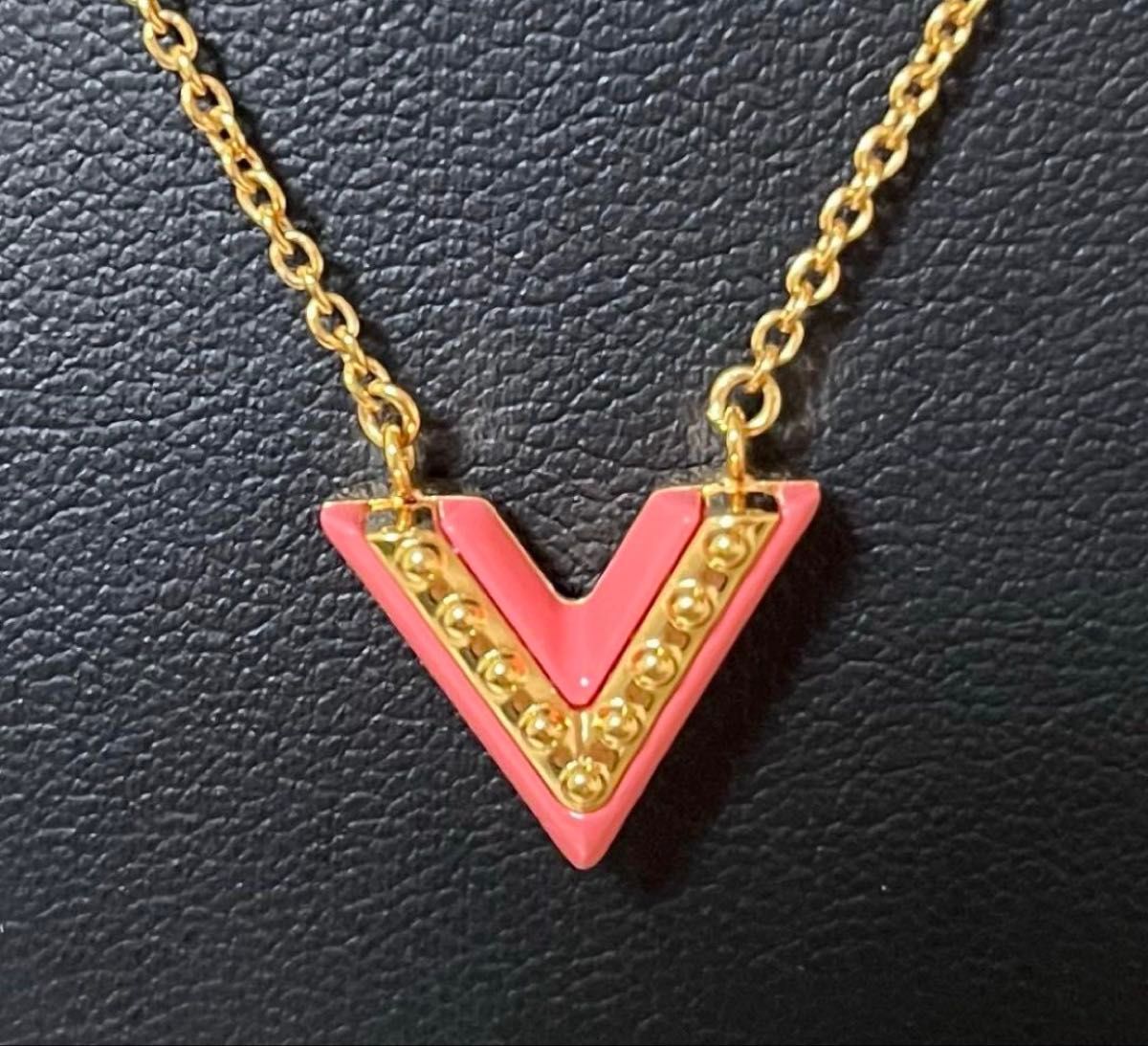 ルイヴィトン VUITTON ネックレス エセンシャルV|Yahoo!フリマ ルイヴィトン VUITTON ネックレス エセンシャルV|Yahoo!フリマ