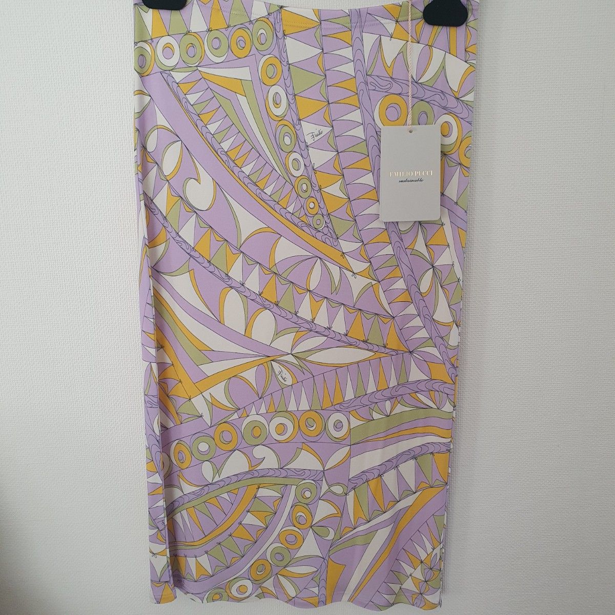 未使用品 タグ付き 】EMILIO PUCCI エミリオプッチ スカート 未使用品 タグ付き 】EMILIO PUCCI エミリオプッチ スカート