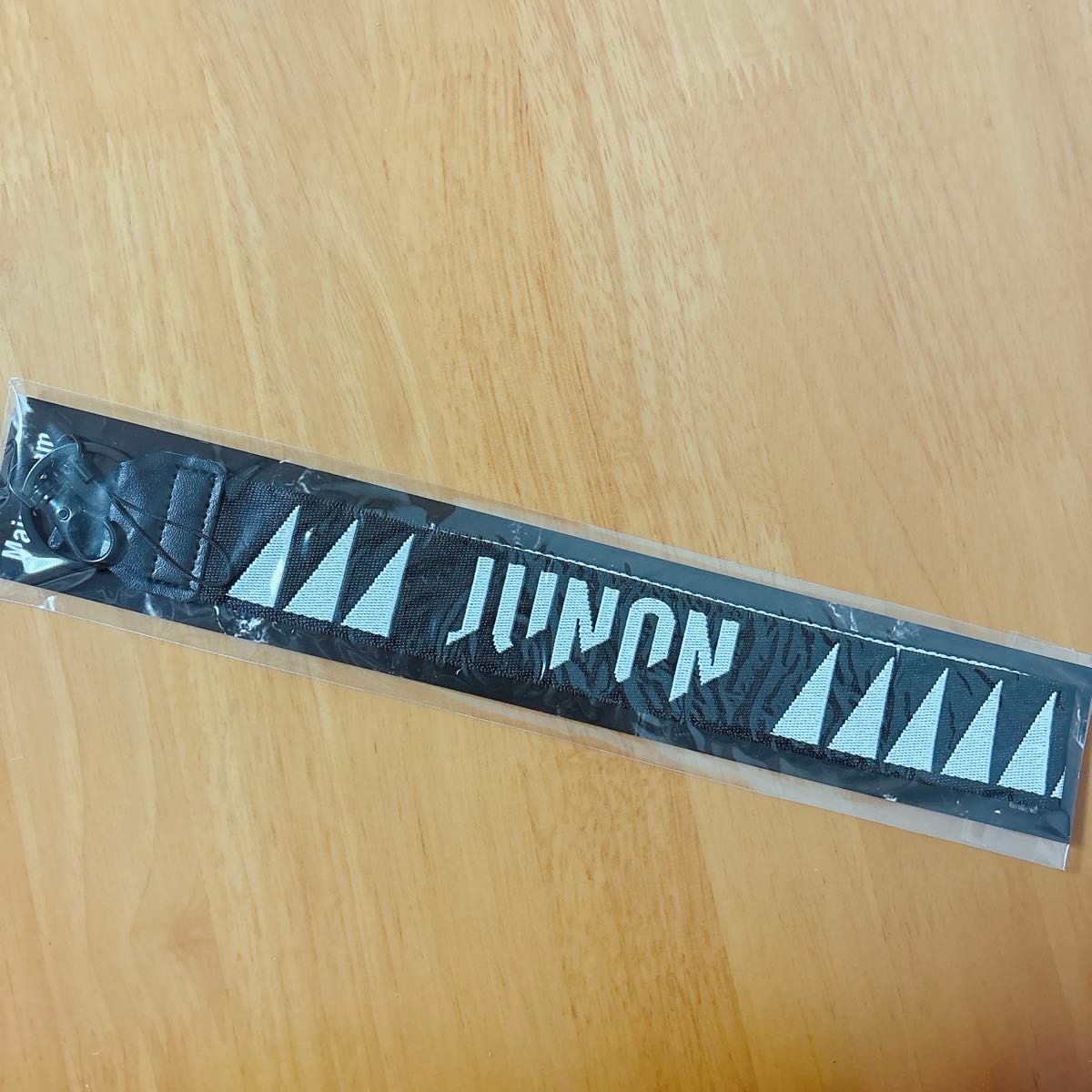 BIGハンドストラップ JUNON ジュノン BE FIRST ビーファ 新品 BIGハンドストラップ JUNON ジュノン BE FIRST ビーファ 新品
