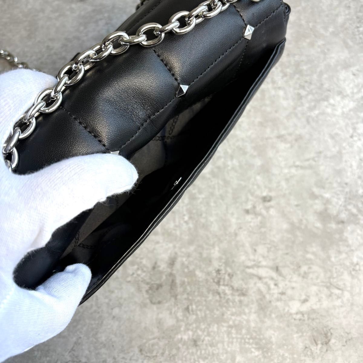 未使用級】MICHAEL KORS マイケルコース SOHO ショルダーバッグ 未使用級】MICHAEL KORS マイケルコース SOHO ショルダーバッグ