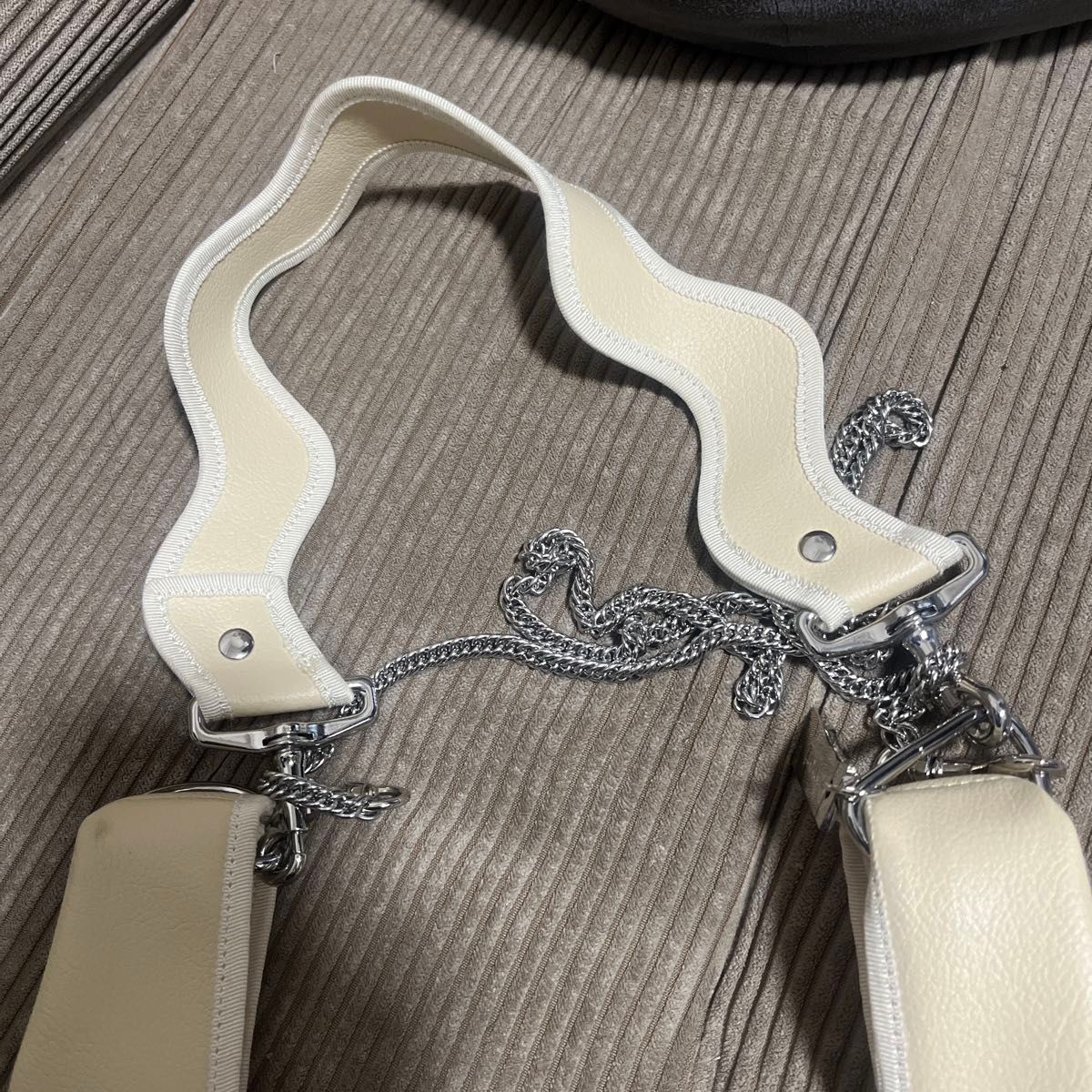 ノリエノモト jeudi soir petit ecru beige ショルダーバッグ ノリエノモト jeudi soir petit ecru beige ショルダーバッグ