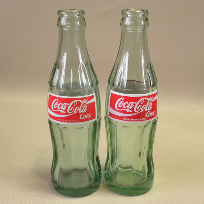 まとめて】1980~2000年代 当時物 コカコーラ 190ml 空ビン 2本 まとめて】1980~2000年代 当時物 コカコーラ 190ml 空ビン 2本