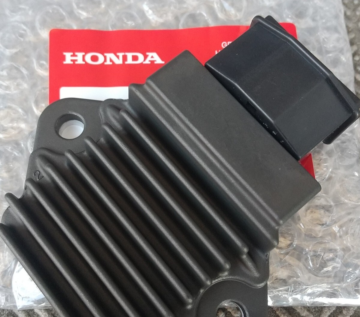 ■■送料込み■CBR250R CBR250RR CBR400RR レギュレーター HONDA