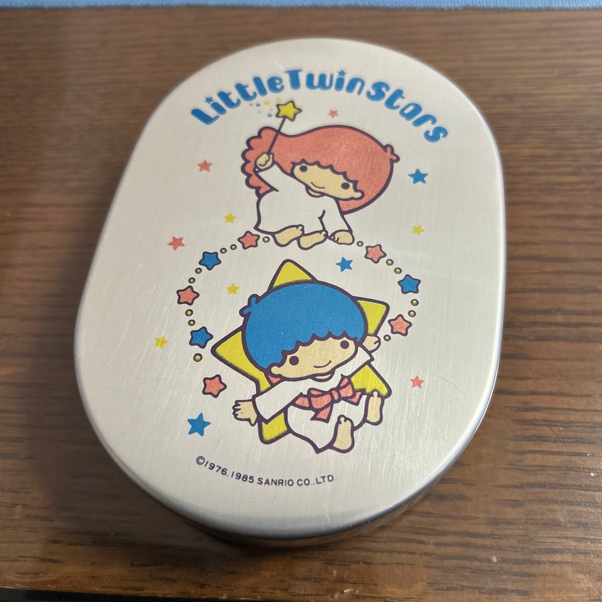 昭和レトロ サンリオ キキララ お弁当箱 アルミ 仕切有|Yahoo 昭和レトロ サンリオ キキララ お弁当箱 アルミ 仕切有|Yahoo