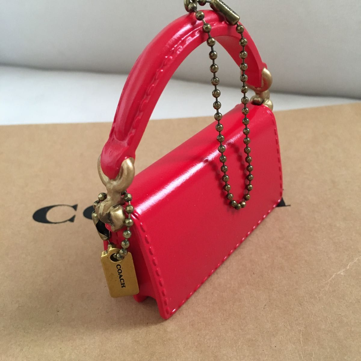 新品 COACHコーチ ノベルティ バッグチャーム クリスマス 非売品 新品 COACHコーチ ノベルティ バッグチャーム クリスマス 非売品