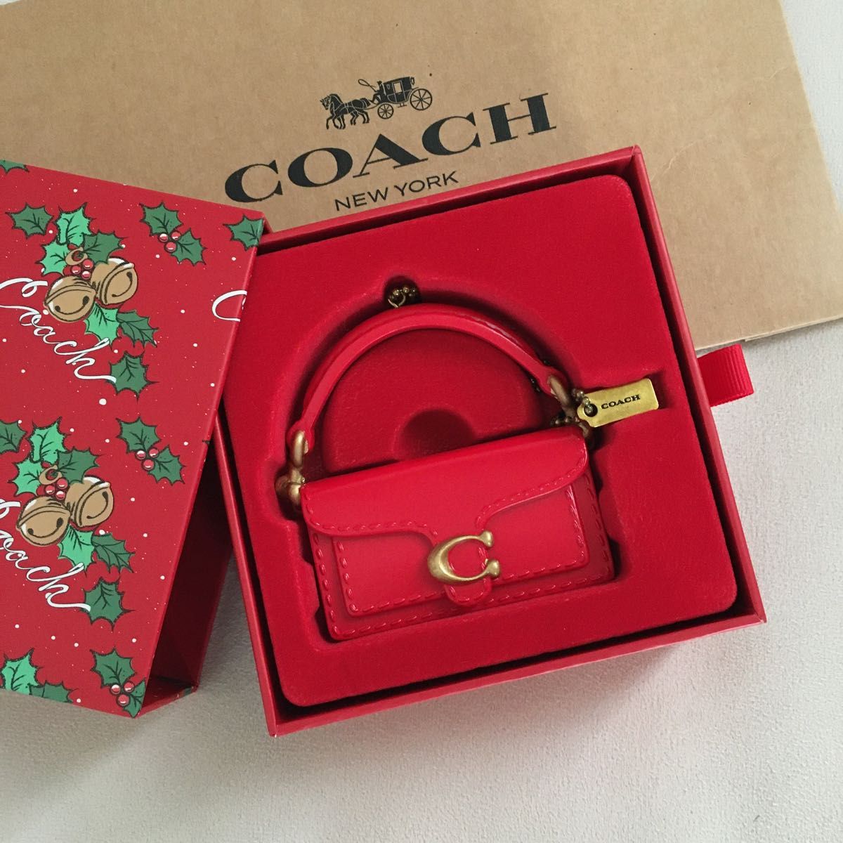 新品 COACHコーチ ノベルティ バッグチャーム クリスマス 非売品 新品 COACHコーチ ノベルティ バッグチャーム クリスマス 非売品